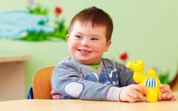 كيفية التعامل مع الأطفال ذوي الاحتياجات الخاصّة